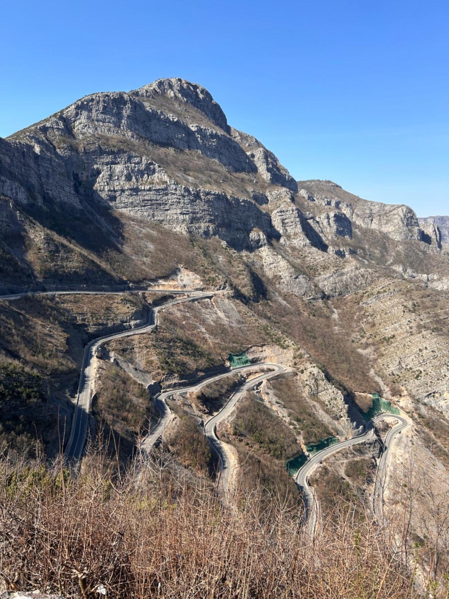 Shkodra Hostel & Day Tours Экстерьер фото
