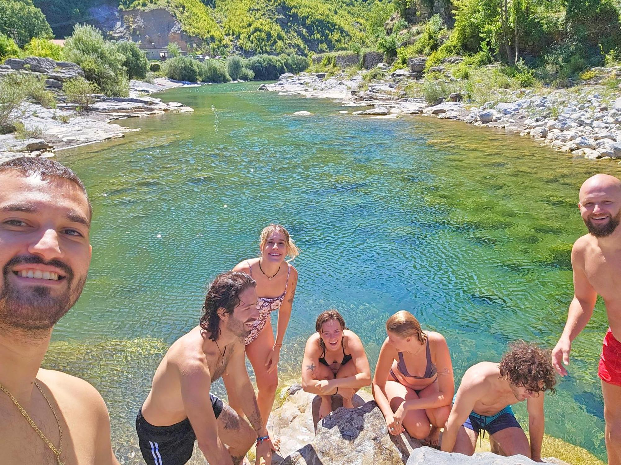 Shkodra Hostel & Day Tours Экстерьер фото