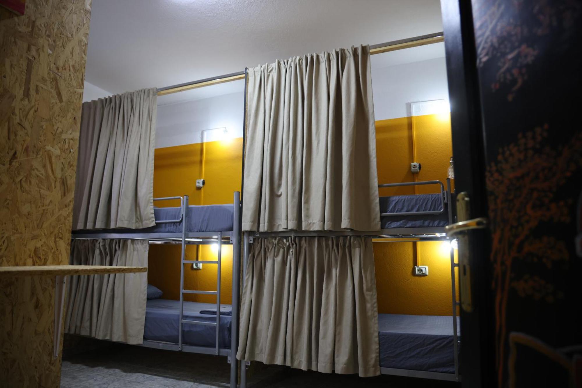 Shkodra Hostel & Day Tours Экстерьер фото