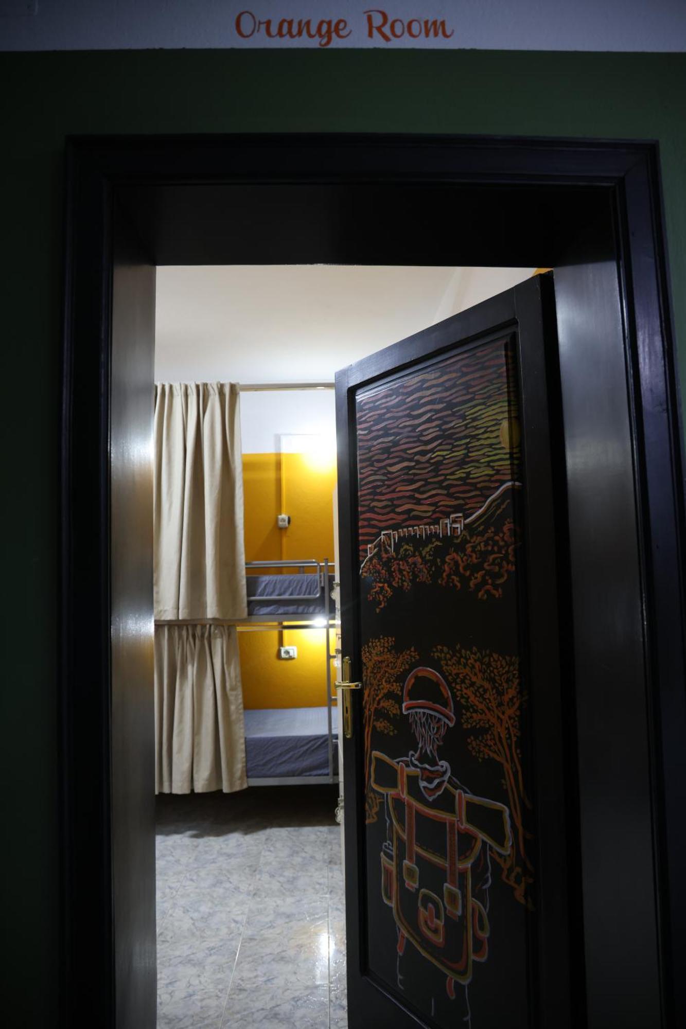 Shkodra Hostel & Day Tours Экстерьер фото