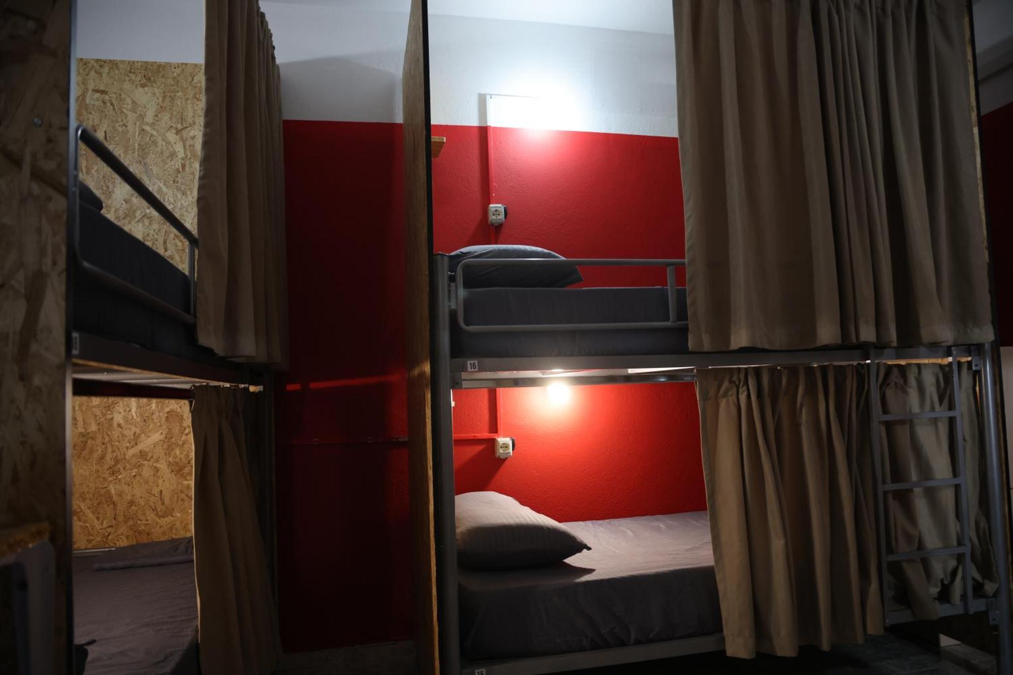 Shkodra Hostel & Day Tours Экстерьер фото